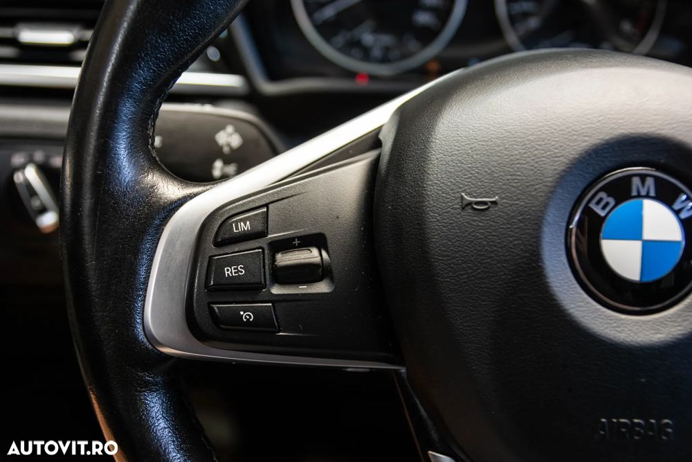 BMW X1 sDrive18d Aut. xLine - 25