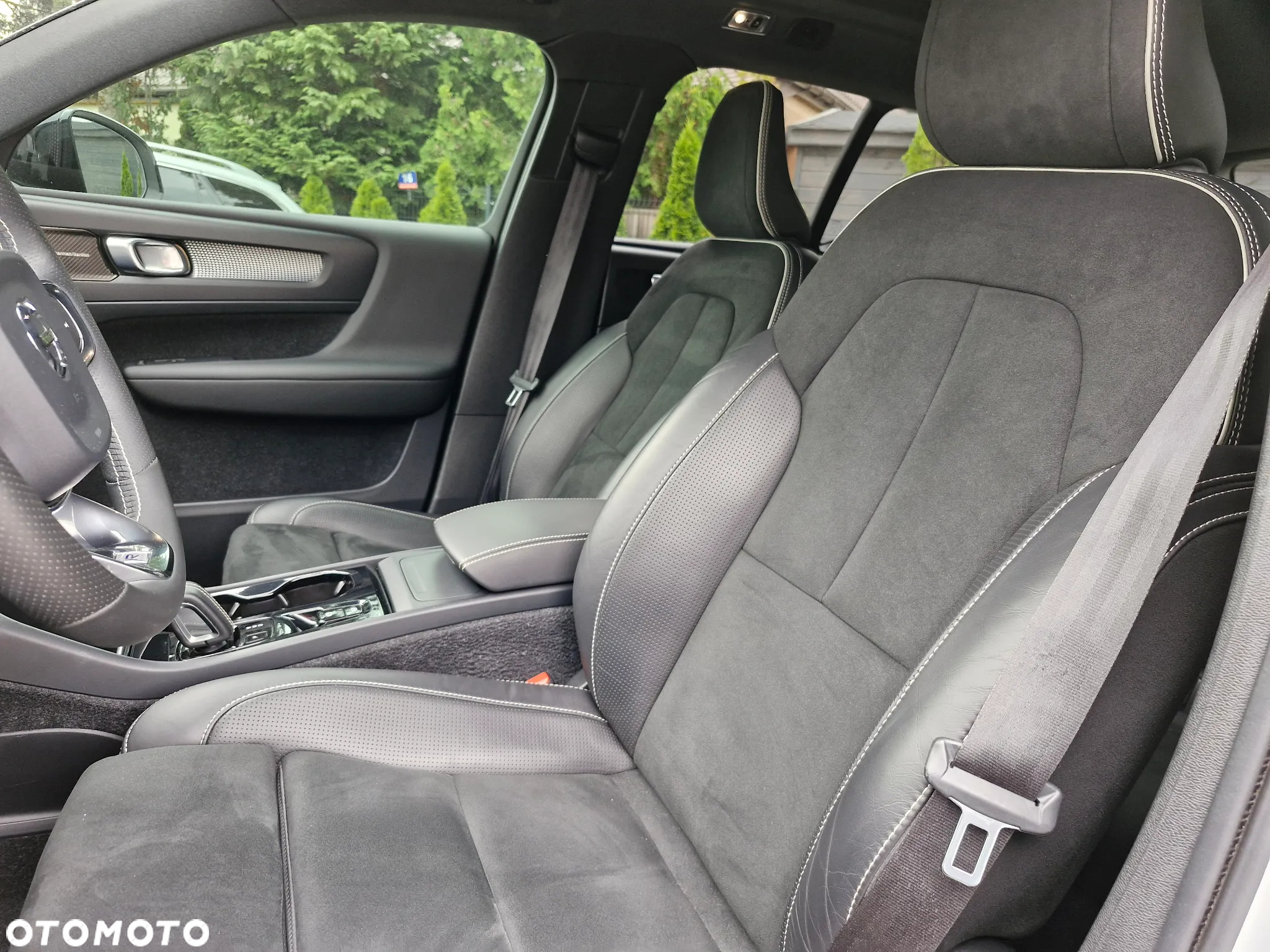 Volvo XC 40 T5 AWD R-Design - 14