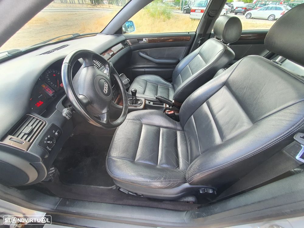 Audi A6 Avant 2.5 TDi V6 quattro - 7