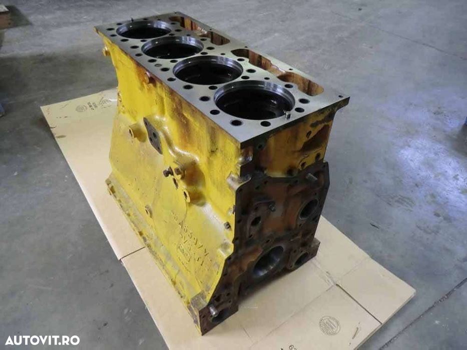Block motor caterpillar in 4 pistoane - 1