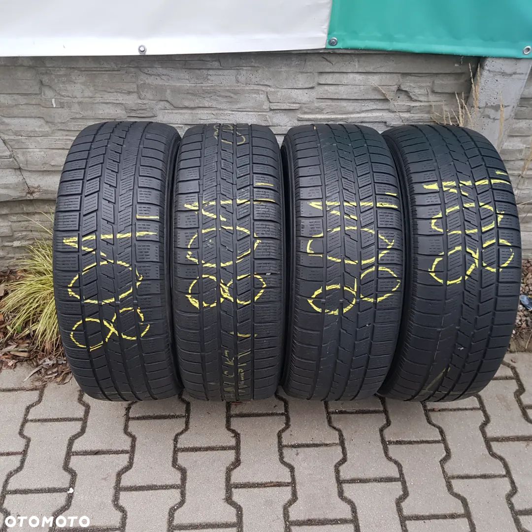 4x 235/60R18 Pirelli Scorpion Ice&Snow Komplet opon zimowych Poznań - 1