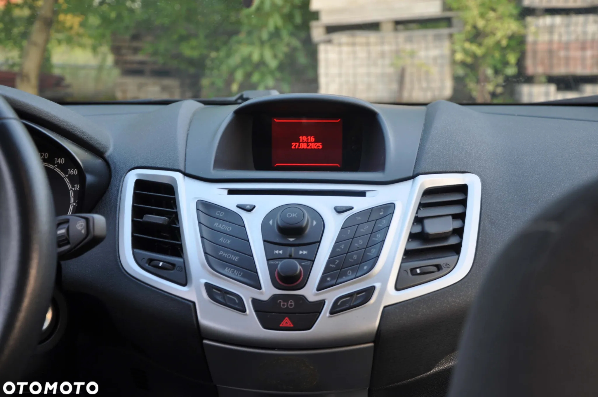 Ford Fiesta 1.25 Trend - 13