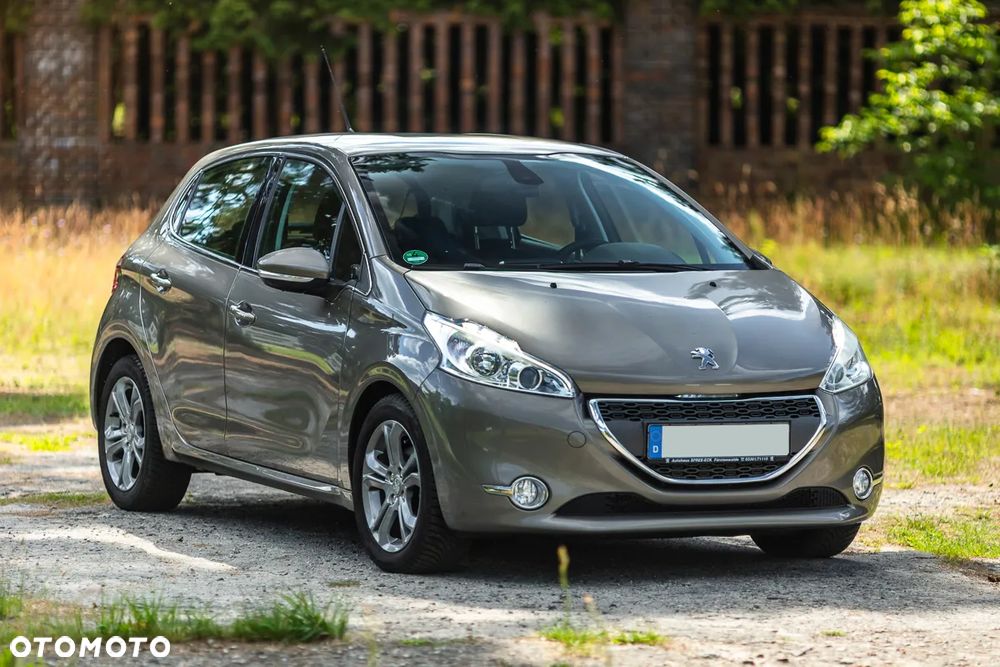 Peugeot 208 e-HDi 115 Stop&Start Allure - 6