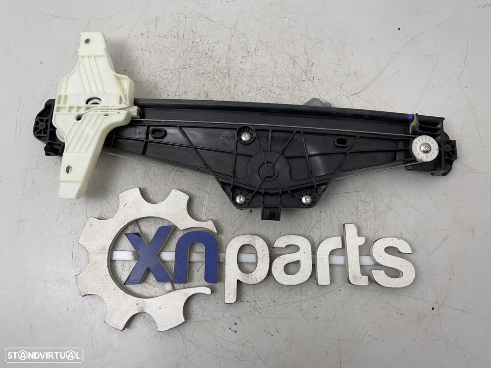 Motor elevador Esq Trás PEUGEOT 3008 SUV (M) REF. 9840190480 - 2