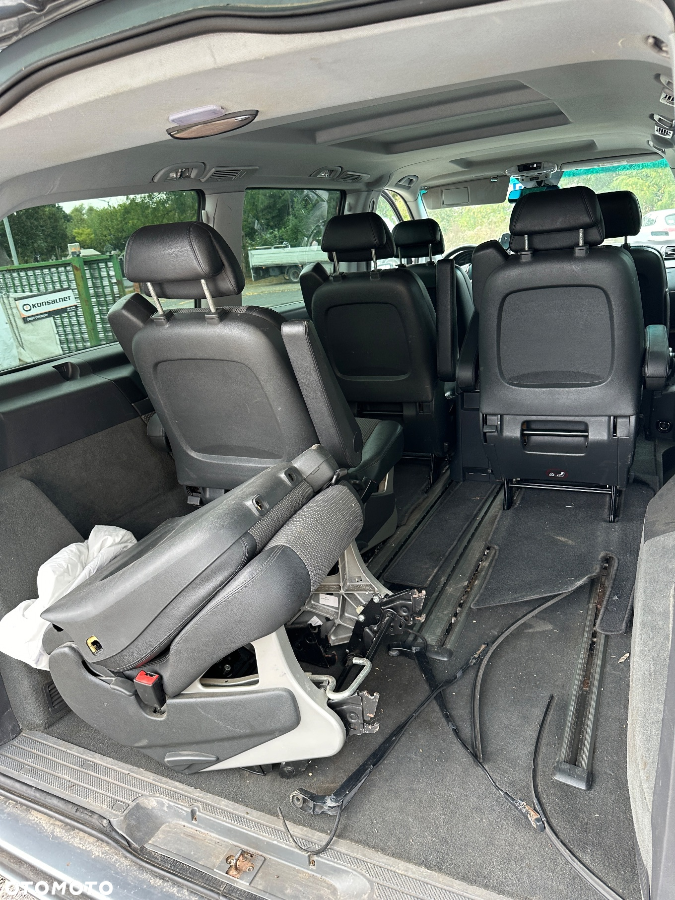 Mercedes VIANO 3.0 cdi 2011r karoseria dokumenty drzwi maska fotel klapa szyba stolik lampa lift relingi skrzynia tapicerka części - 28
