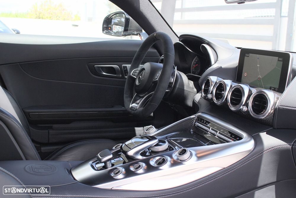 Mercedes-Benz AMG GT S - 52