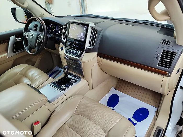 Toyota Land Cruiser LC 4.6 V8 Limited 7os - 39