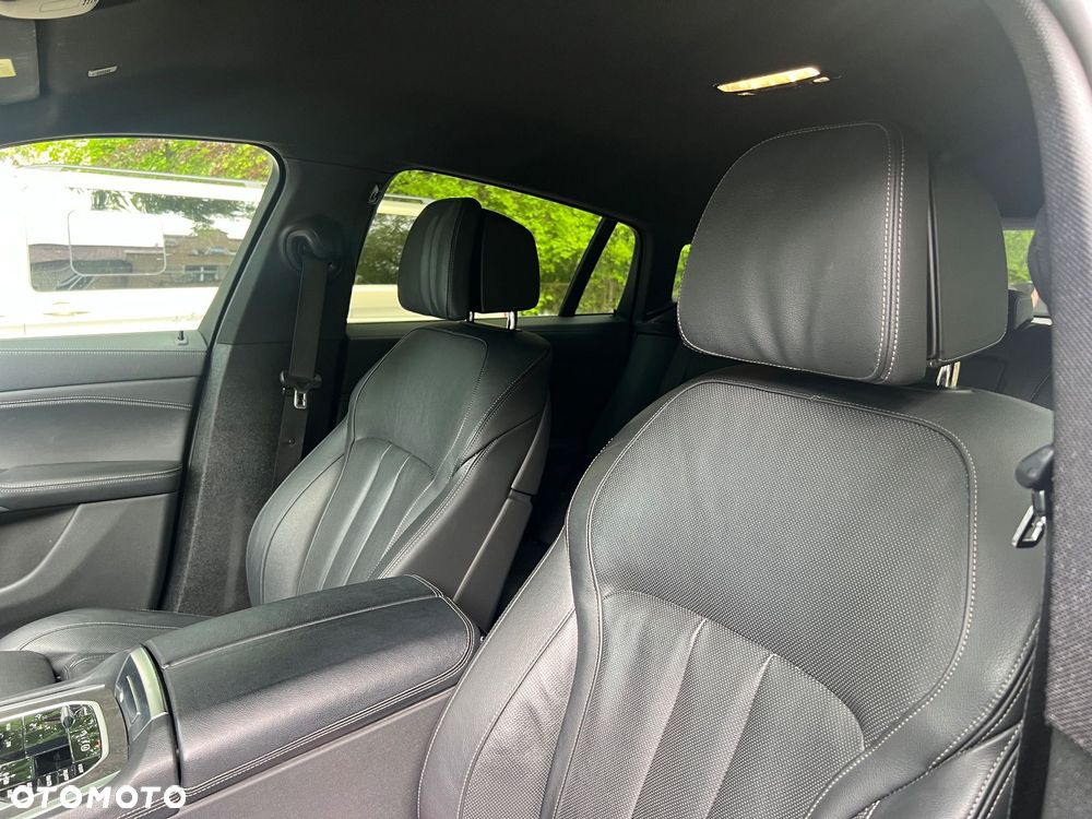 BMW X6 - 10