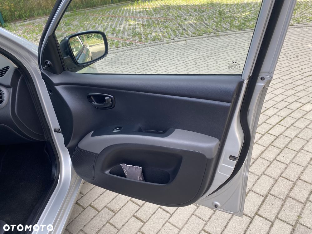 Hyundai i10 1.1 Edition 20 - 29