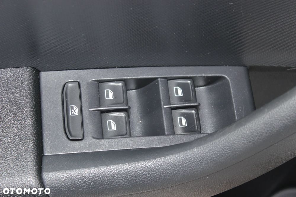 Skoda RAPID 1.4 TSI DSG Monte Carlo Green tec - 19