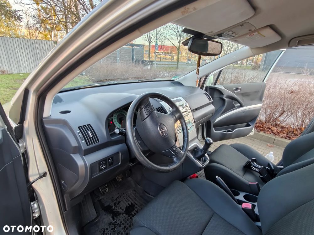 Toyota Corolla Verso 1.8 Sol + 7os - 5