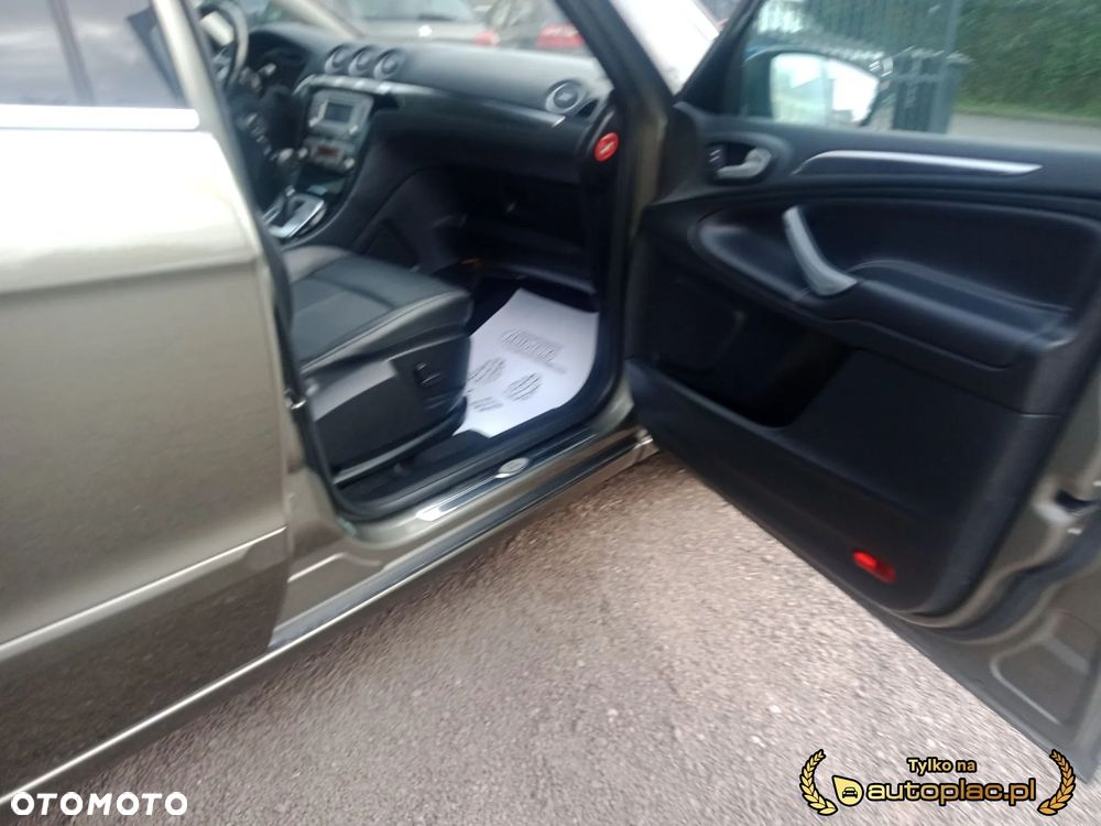 Ford S-Max 2.0 TDCi DPF Titanium X - 14