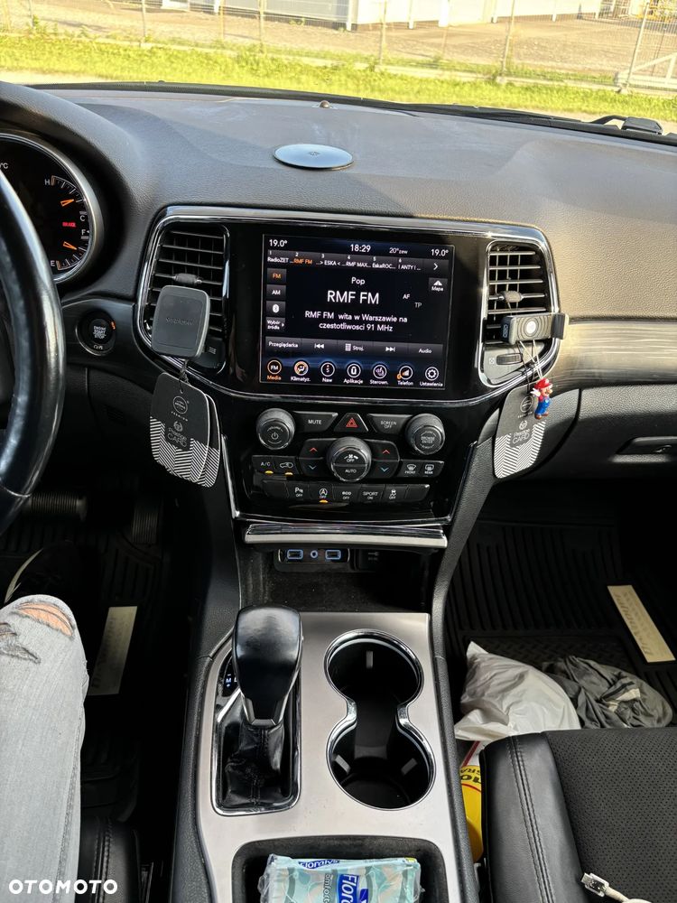 Jeep Grand Cherokee 3.6 V6 Laredo - 6