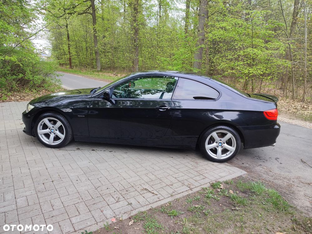 BMW Seria 3 320i Coupe Edition Exclusive - 5
