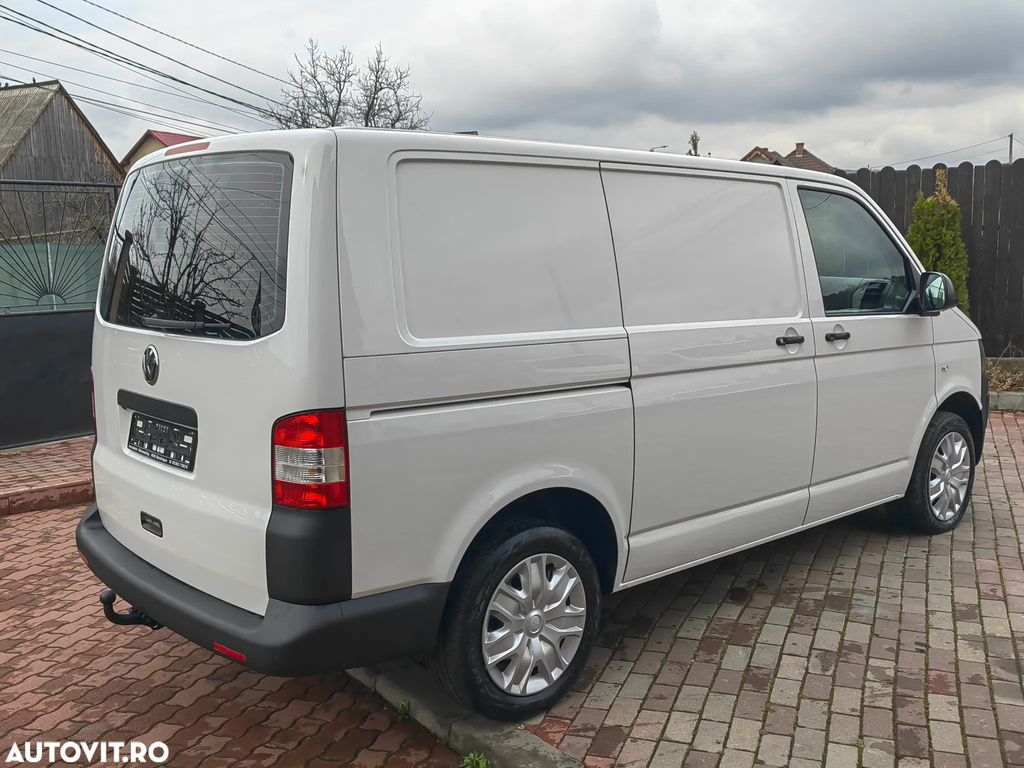 Volkswagen Transporter - 10