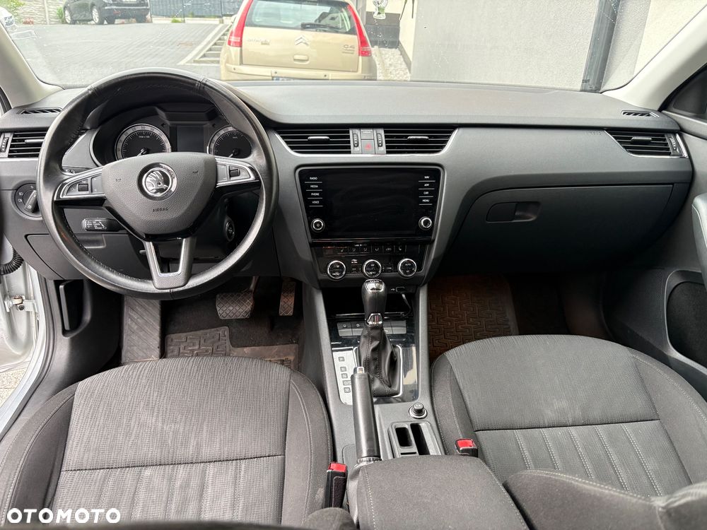 Skoda Octavia 2.0 TDI SCR Style DSG - 9