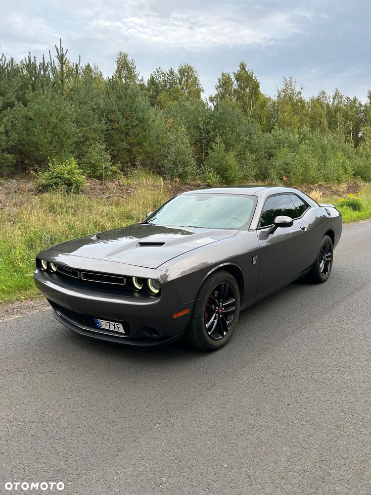 Dodge Challenger