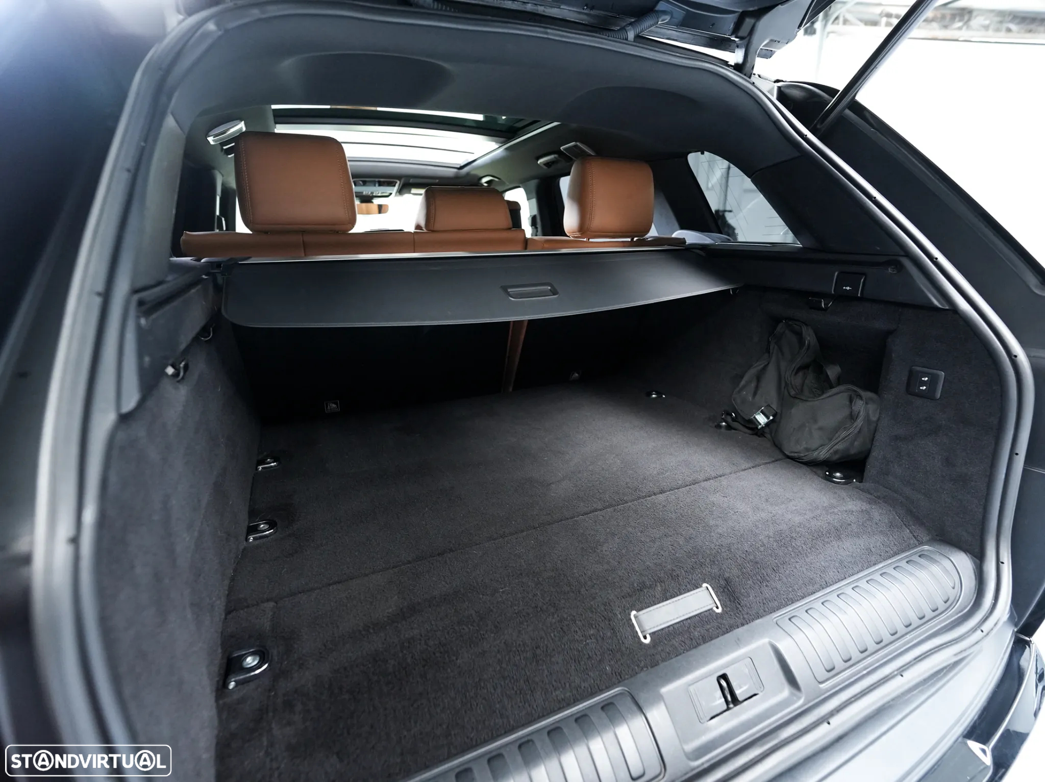 Land Rover Range Rover Sport 2.0 Si4 PHEV HSE Dynamic Stealth - 14