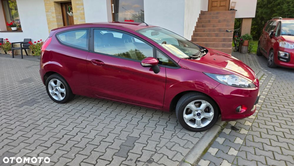Ford Fiesta 1.25 Celebration - 6