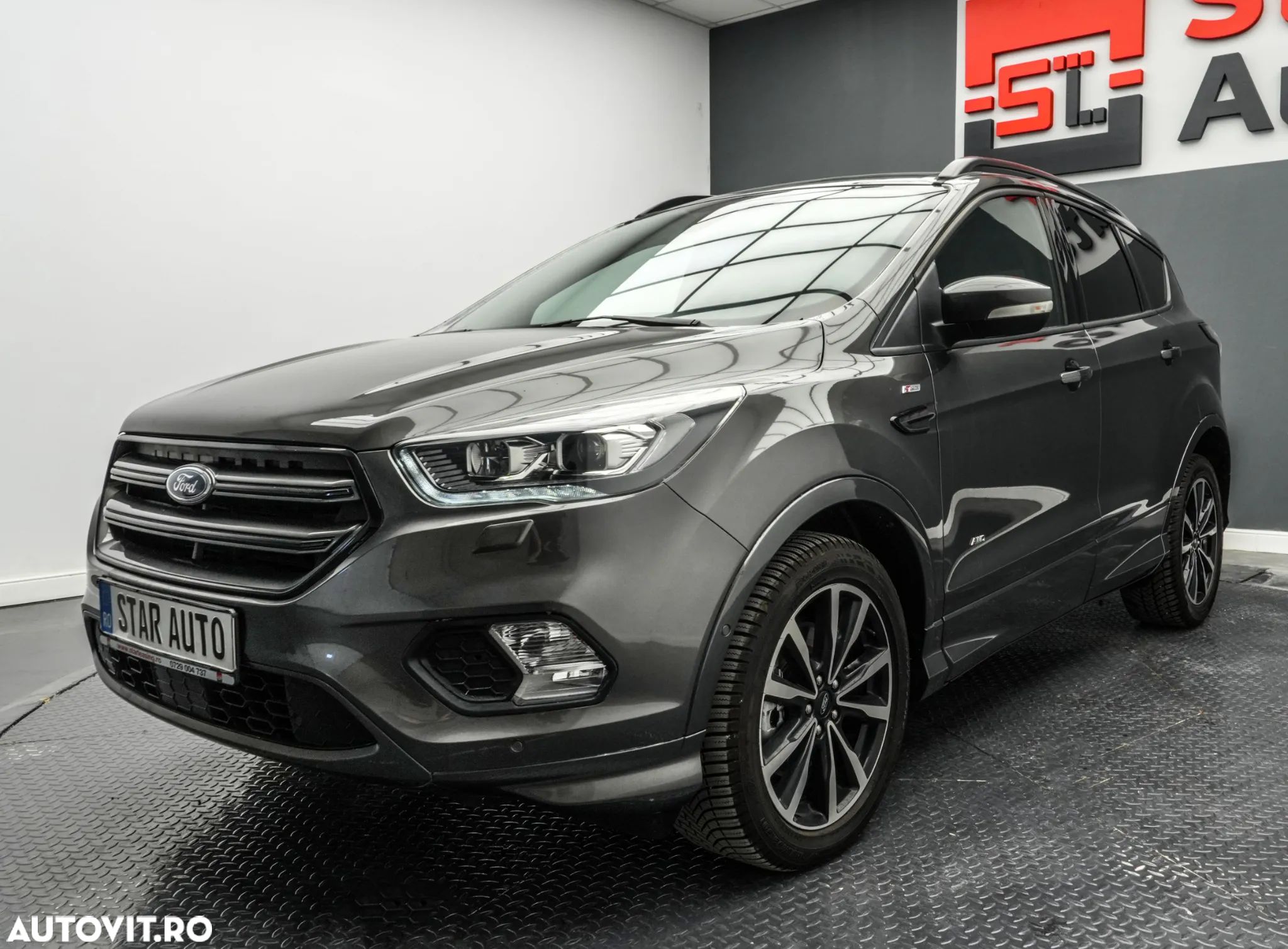 Ford Kuga 2.0 TDCi 4WD Powershift ST-Line - 1