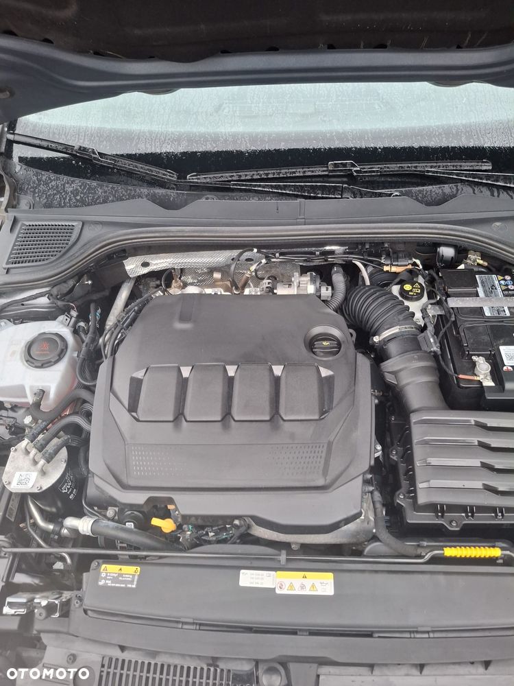 Volkswagen Golf 2.0 TDI SCR Life - 25