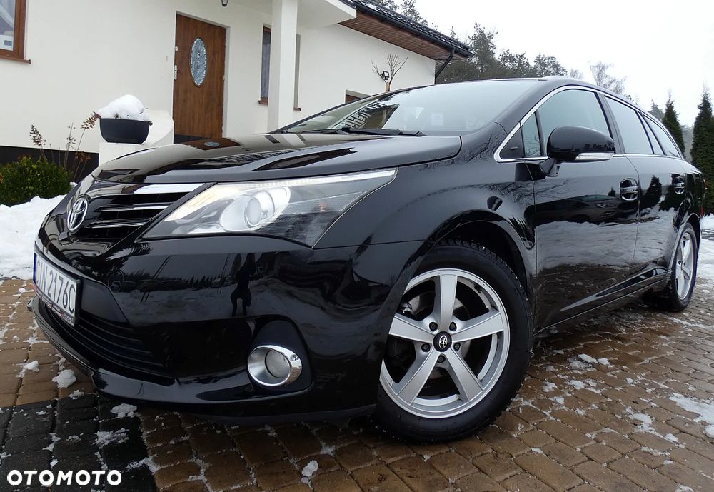 Toyota Avensis 1.8 Premium - 6