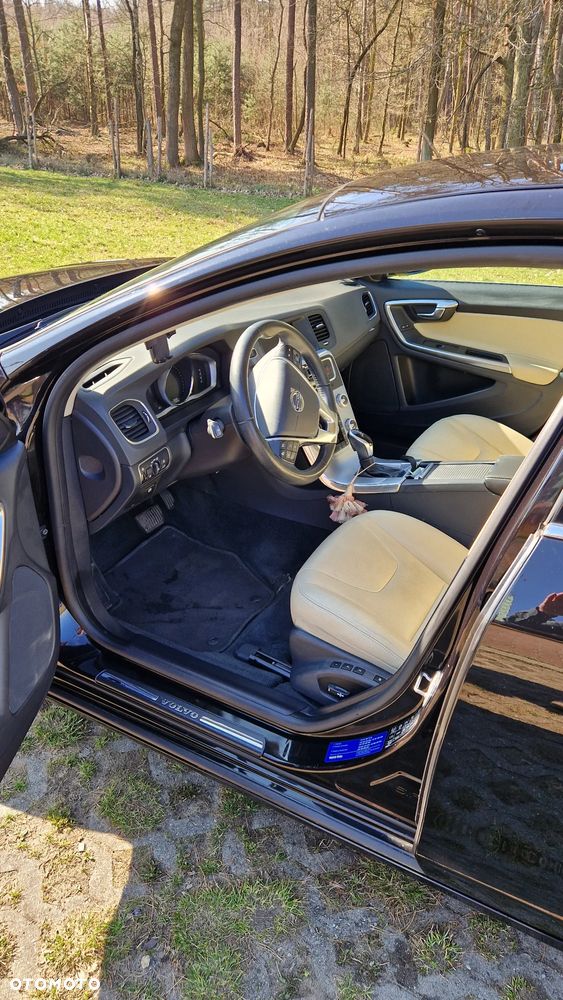 Volvo S60 T3 Drive-E Summum - 8