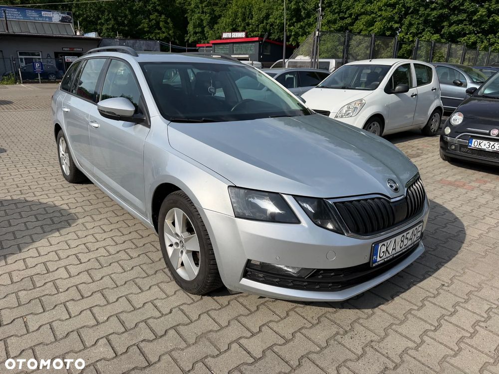 Skoda Octavia 1.6 TDI Ambition - 2