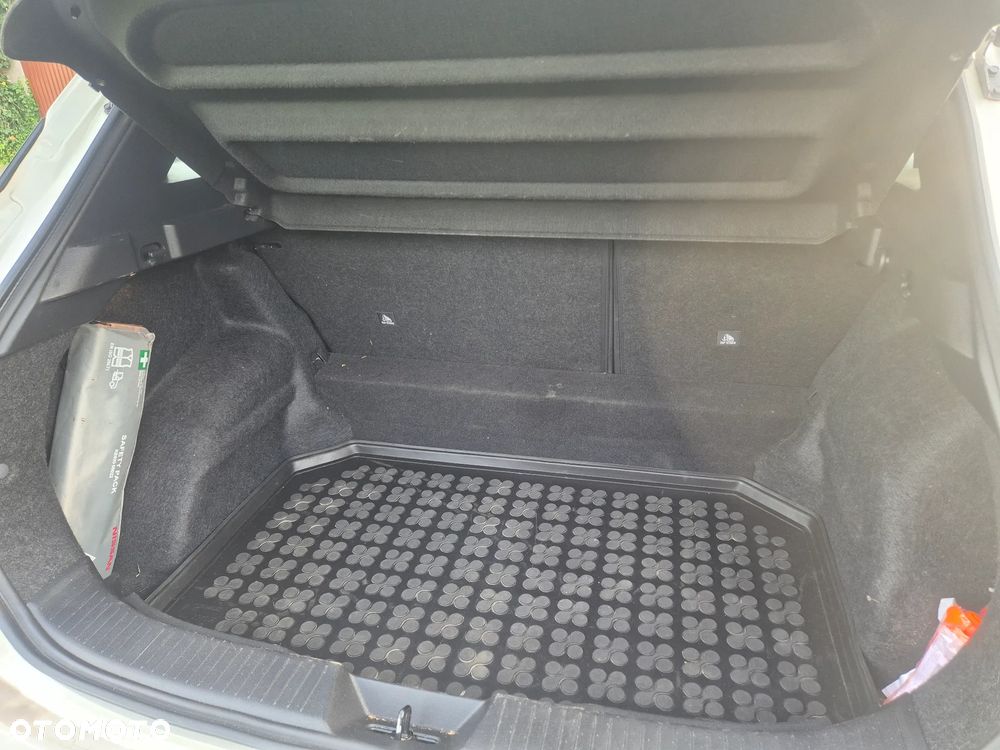 Nissan Qashqai 1.3 DIG-T Acenta EU6d - 16