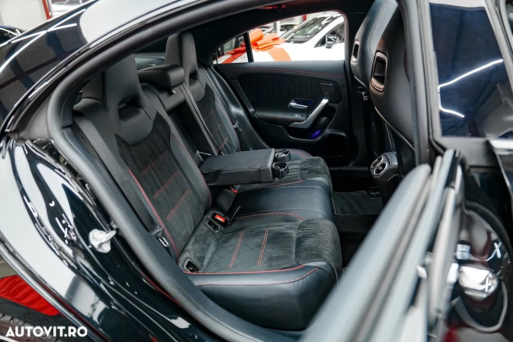Mercedes-Benz CLA 200 7G-DCT AMG Line - 10