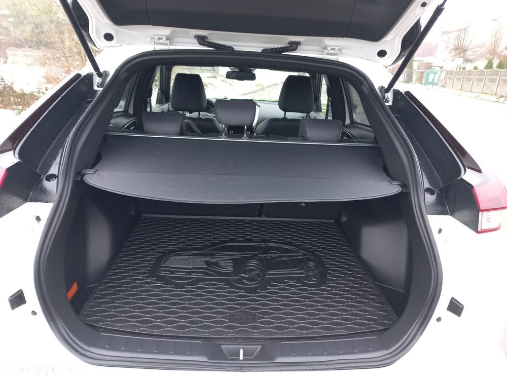 Mitsubishi Eclipse Cross - 6