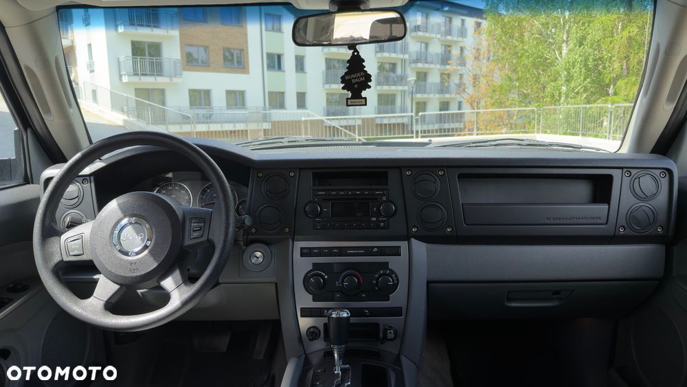 Jeep Commander 3.7 V6 - 10