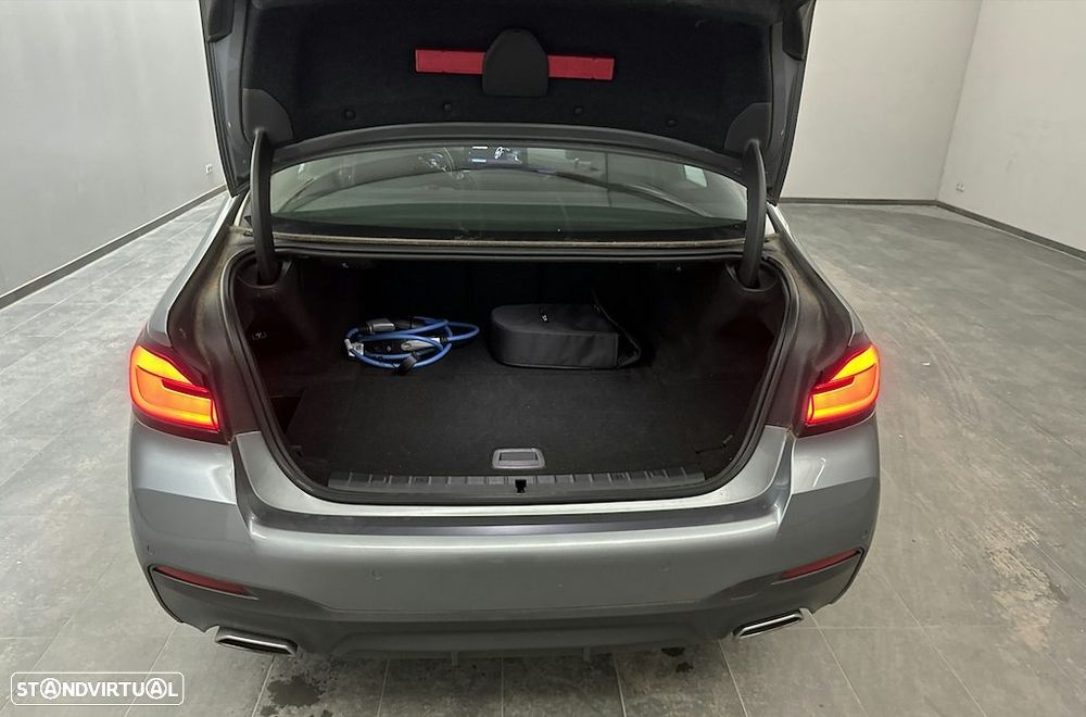 BMW 530 e Aut. Luxury Line - 6