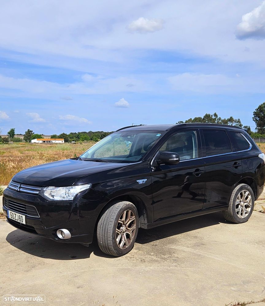 Mitsubishi Outlander 2.0 Instyle Navi - 11