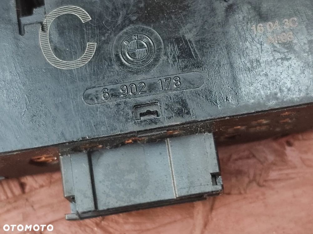 BMW E46 COUPE / COMPACT ORYGINALNE PRZEŁĄCZNIKI STEROWANIA SZYBAMI POD 4xELEKTRYCZNE SZYBY 2 UCHYLNE  EUROPA O NR. 61 31 6 902 175 / 61 31 8 381 509 OEM W BARDZO DOBRYM STANIE - 16