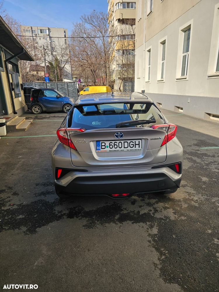Toyota C-HR - 6