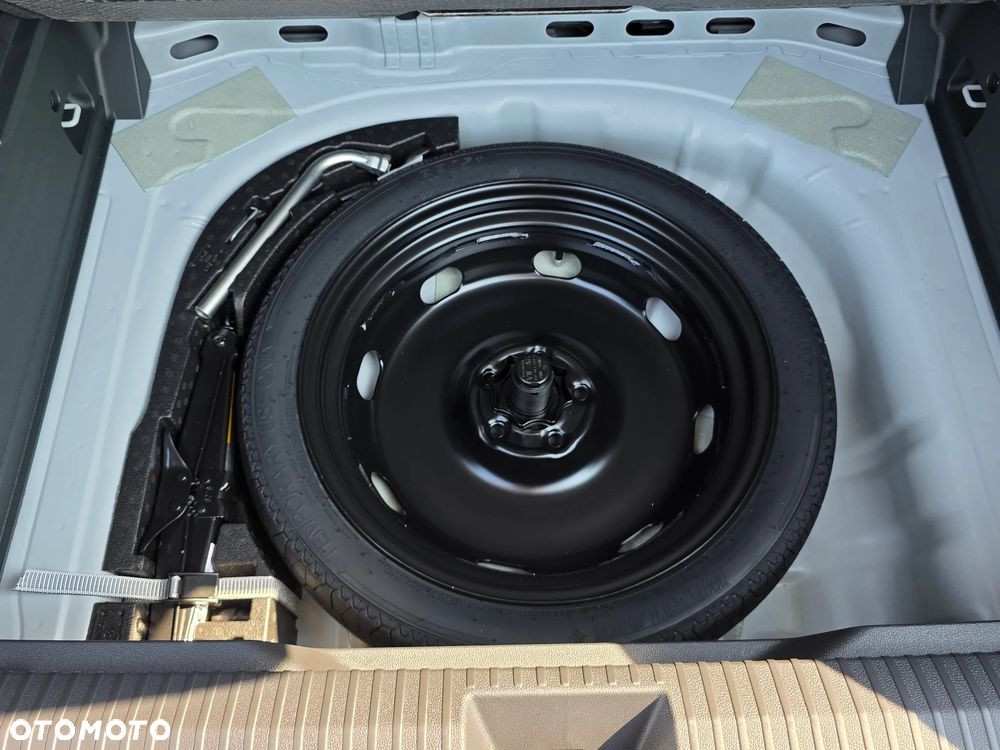 Volkswagen T-Roc 1.5 eTSI R-Line DSG - 21