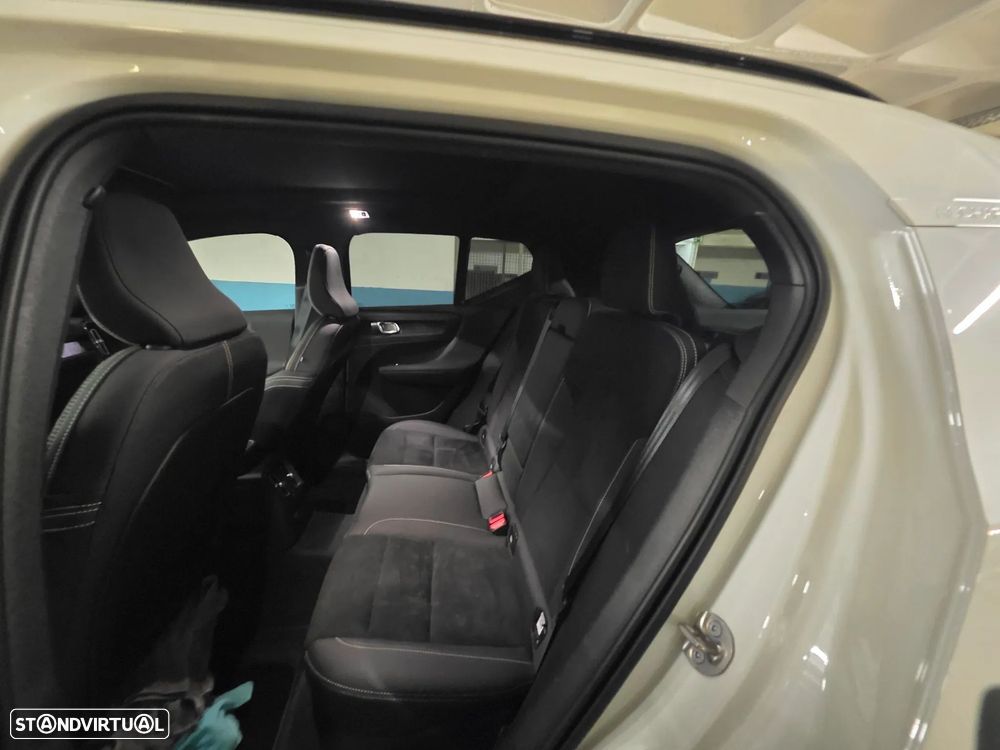 Volvo XC 40 - 9