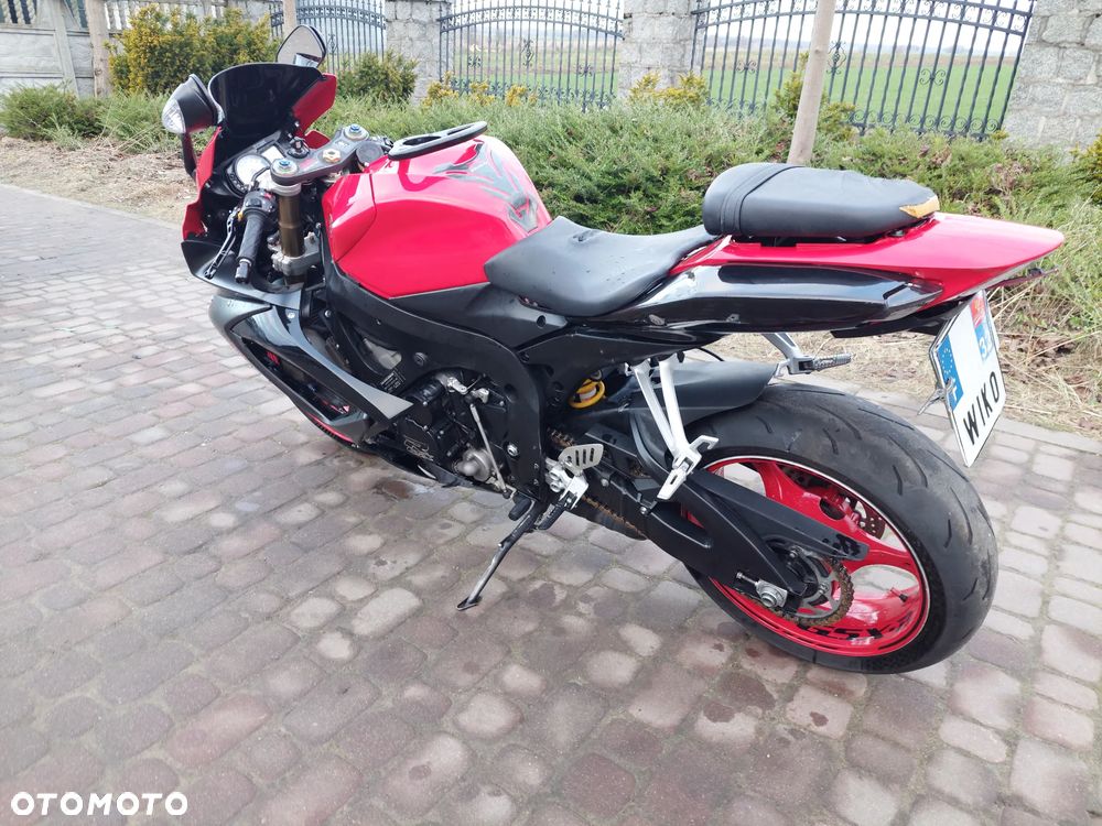 Suzuki GSX-R - 3