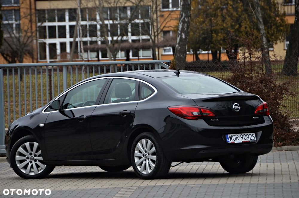 Opel Astra 1.6 CDTI Active - 16