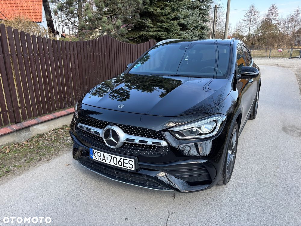 Mercedes-Benz GLA 200 7G-DCT AMG Line - 1