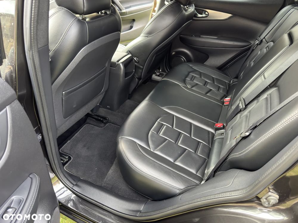 Nissan Qashqai 1.3 DIG-T MHEV Tekna - 18