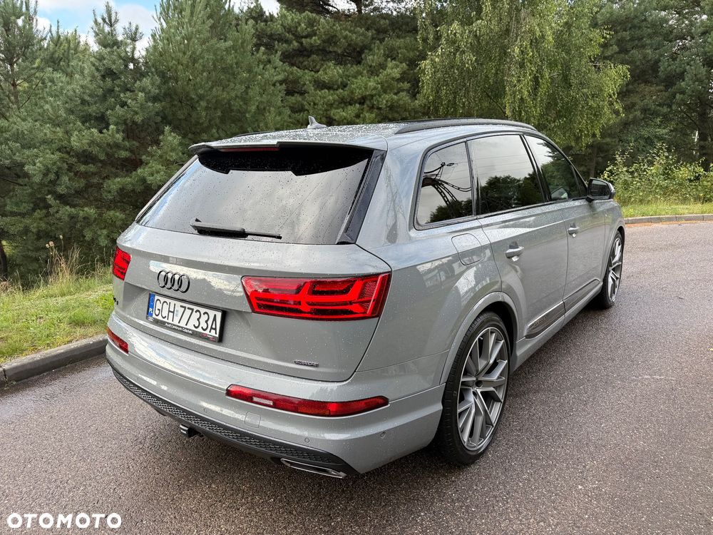 Audi Q7 - 4