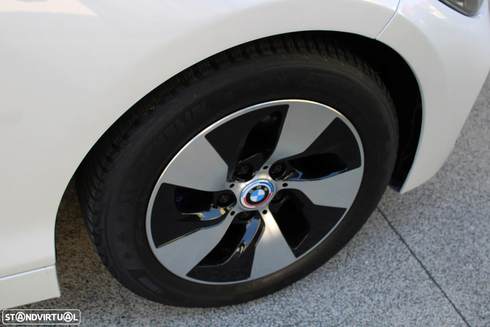 BMW 116 d EDynamics Advantage - 51