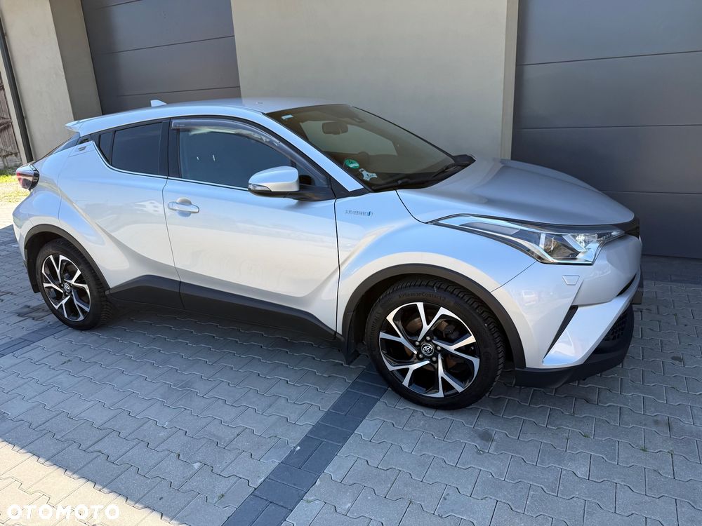 Toyota C-HR Lounge - 3