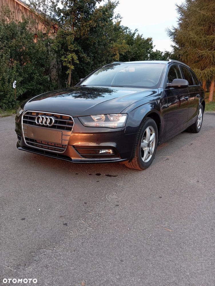 Audi A4 Avant - 4
