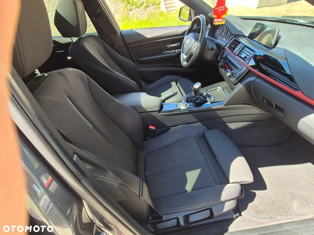 BMW Seria 3 - 18