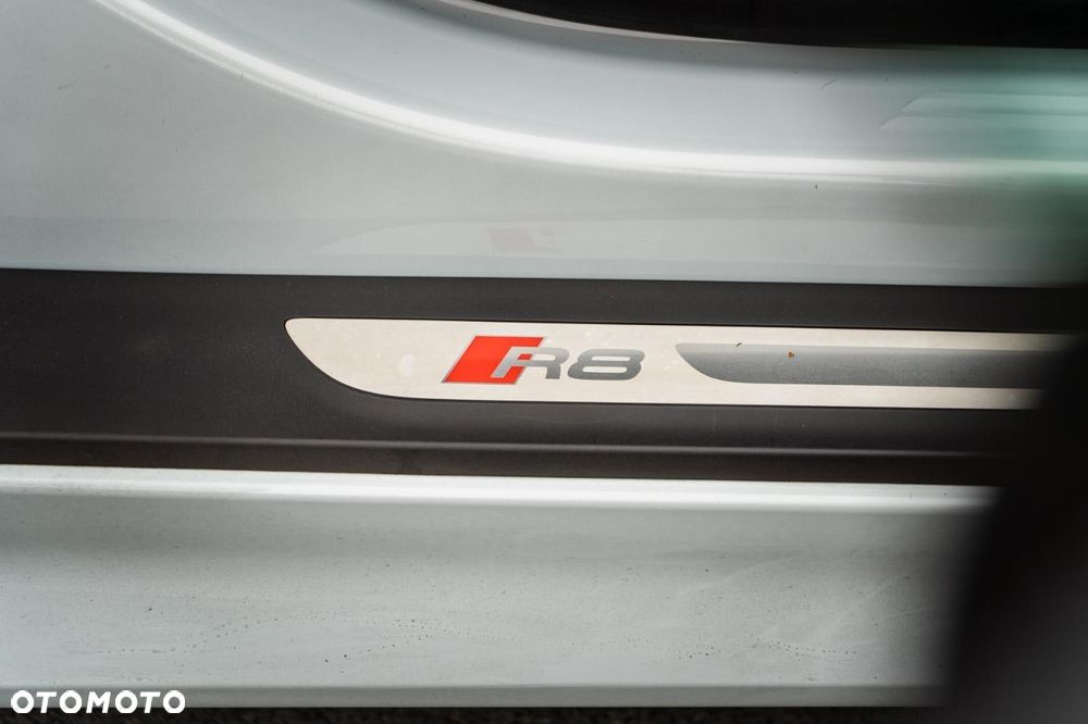 Audi R8 Coupé V10 5.2 FSI quattro S tronic - 27