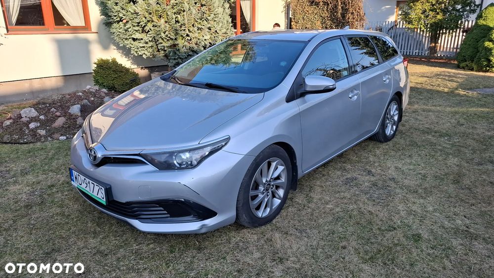 Toyota Auris - 6