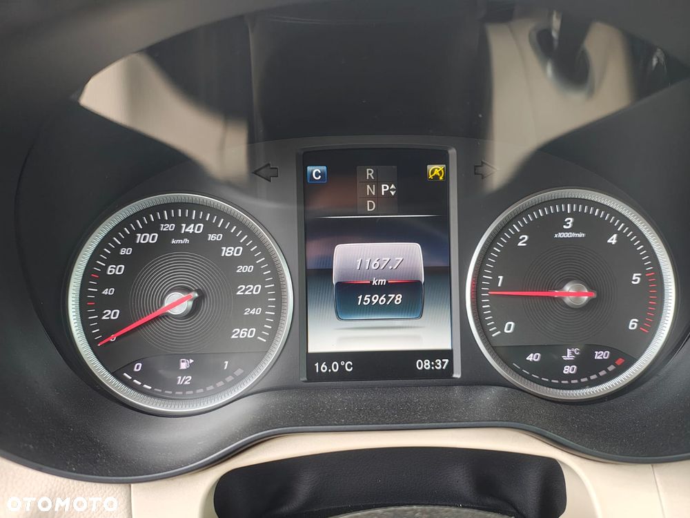 Mercedes-Benz GLC 220 d 4-Matic - 23